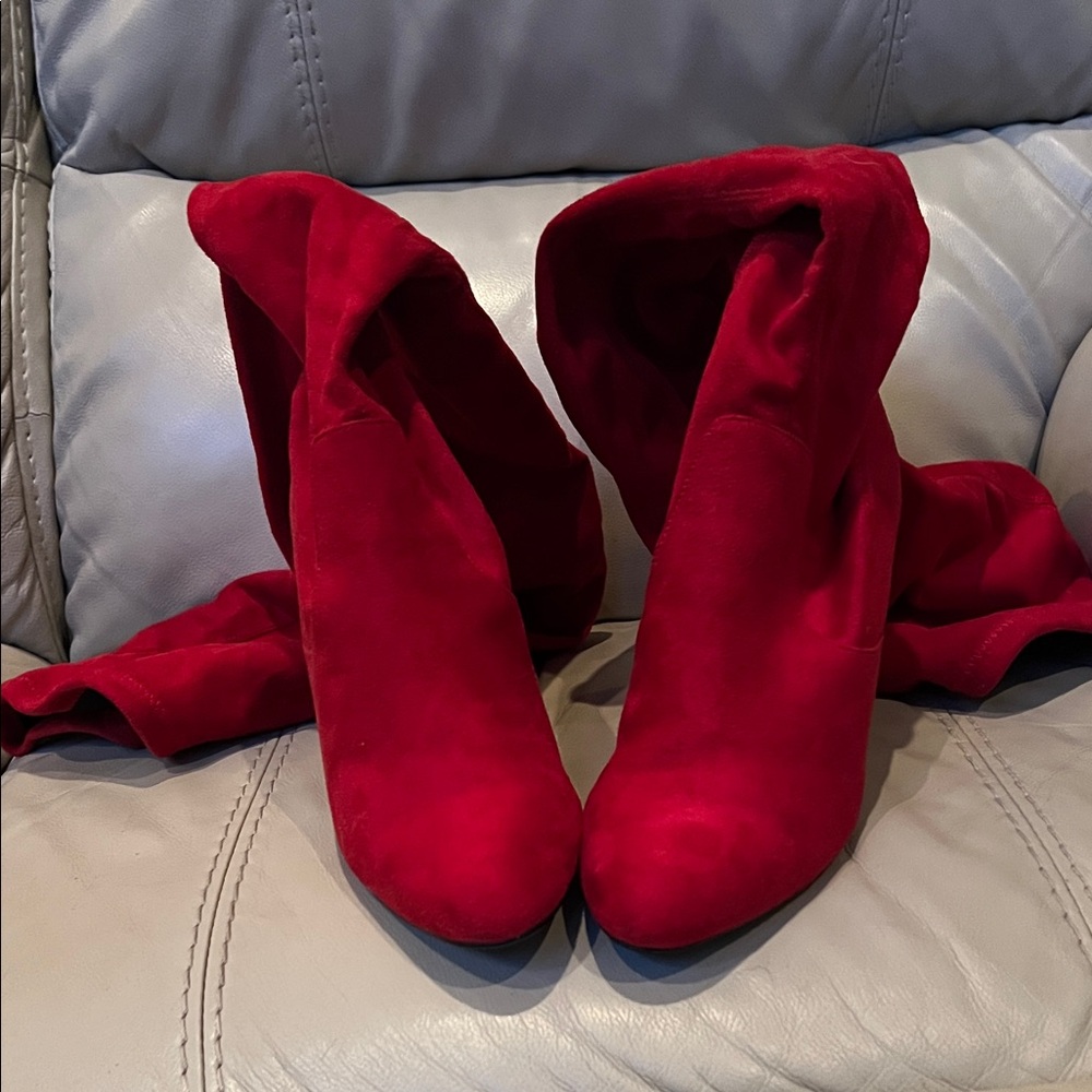 Elegant Red Heeled Boots for Women